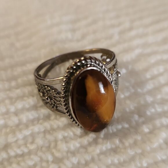Authentic vintage Lithuanian amber ring size 9 - Picture 2 of 7